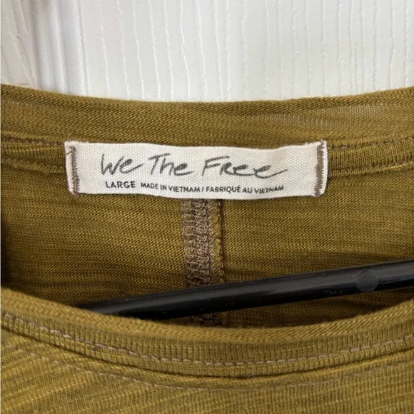 We The Free Olive Green Ruched Sleeve Top - Picture 2 of 4
